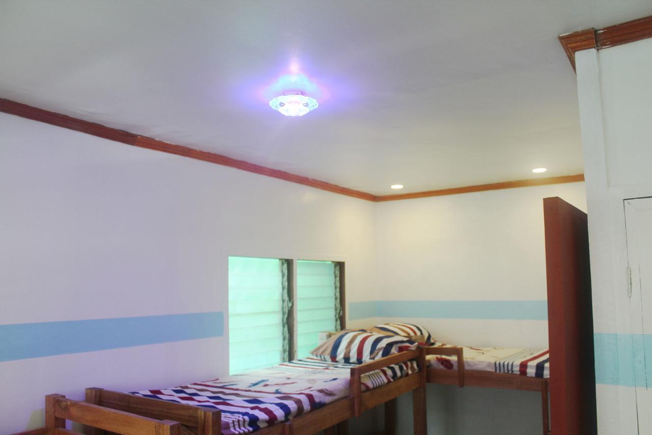 J'S Backpackers Hostel Davao Экстерьер фото