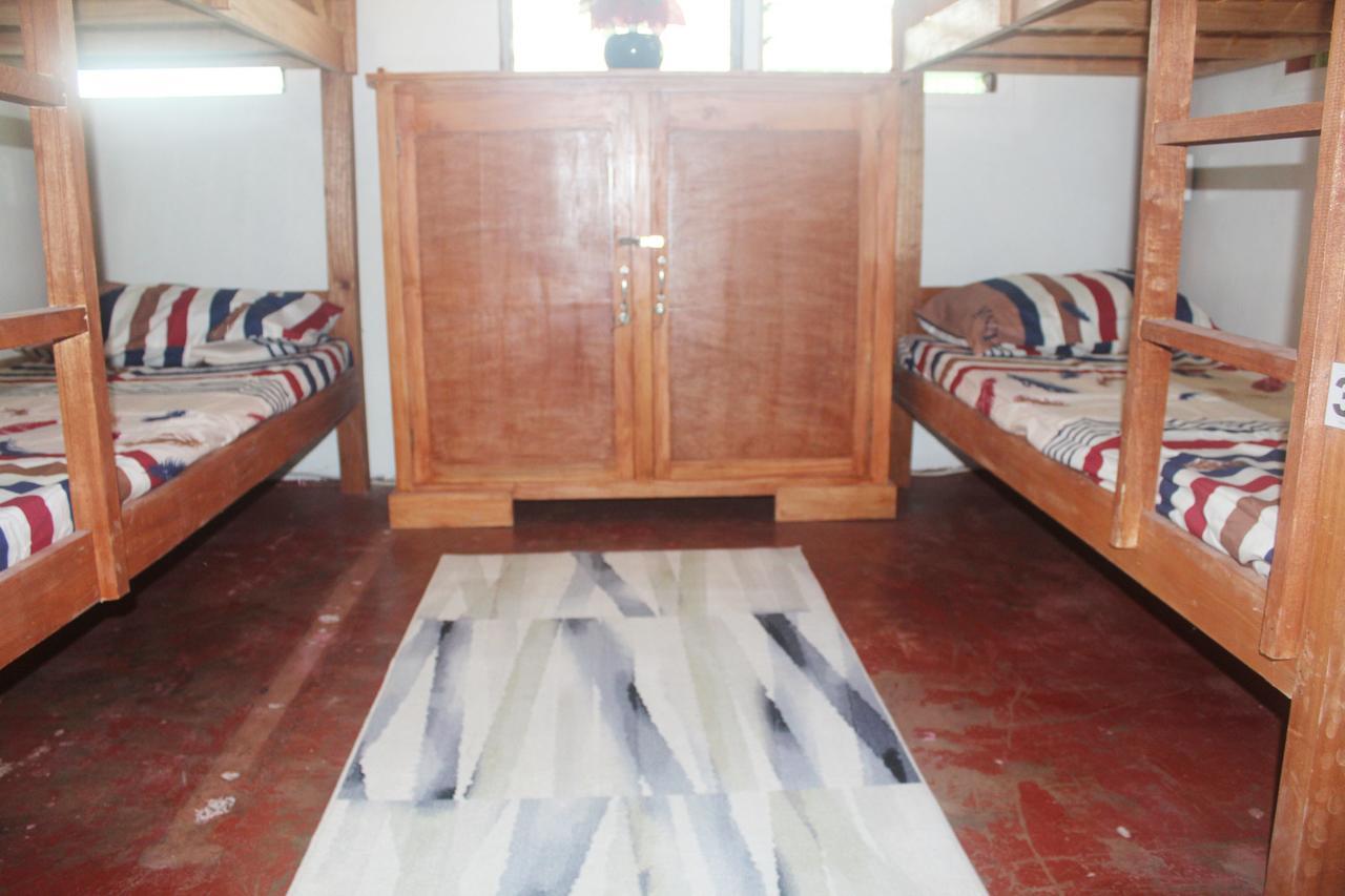 J'S Backpackers Hostel Davao Экстерьер фото