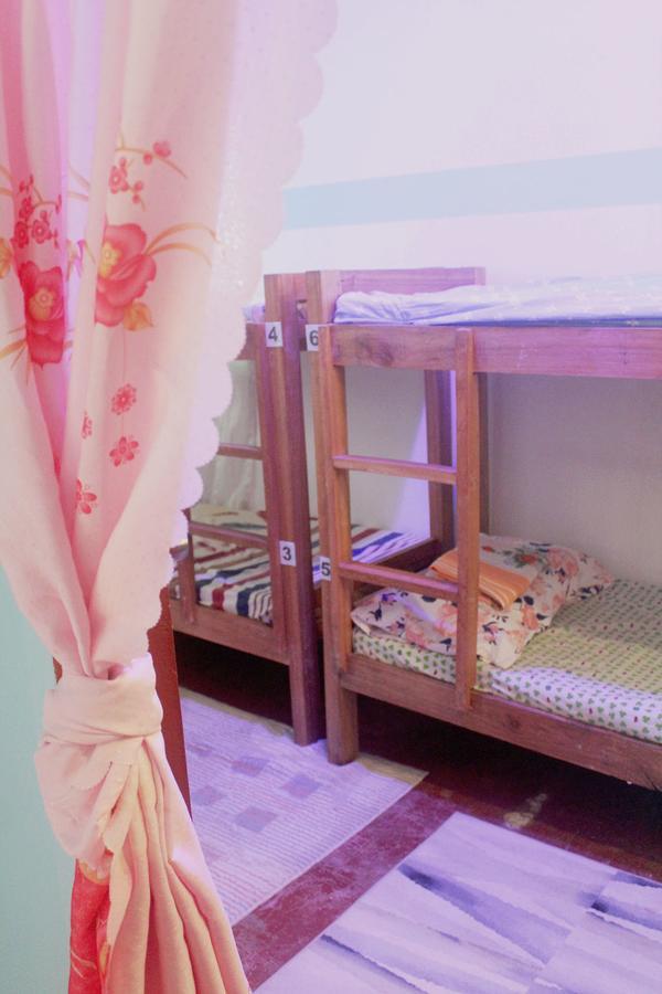 J'S Backpackers Hostel Davao Экстерьер фото